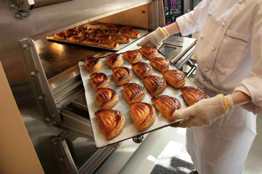 シャトレーゼマルシェ甲府後屋(山梨県甲府市/国母駅/その他(販売・サービス・アパレル系))_3